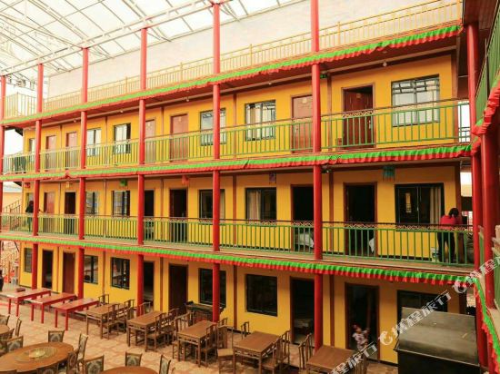 Lhasa Theme Hotel — Zhangbei