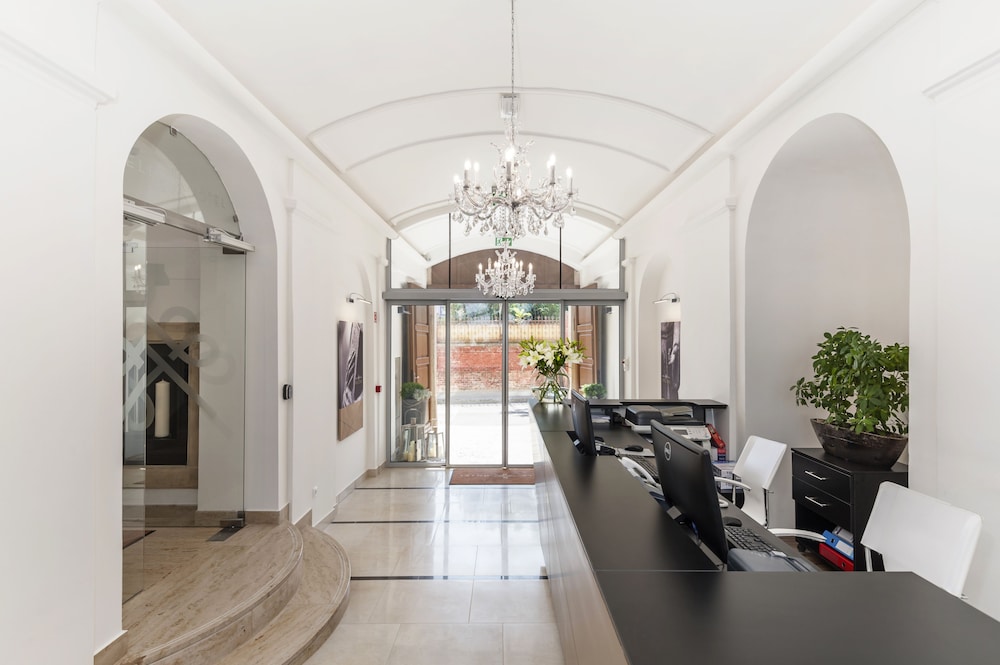 Adele Boutique Hotel — Pecs — photo 4