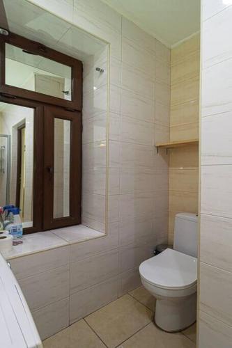 Vintage 2BR Apartment Managed By Wehost