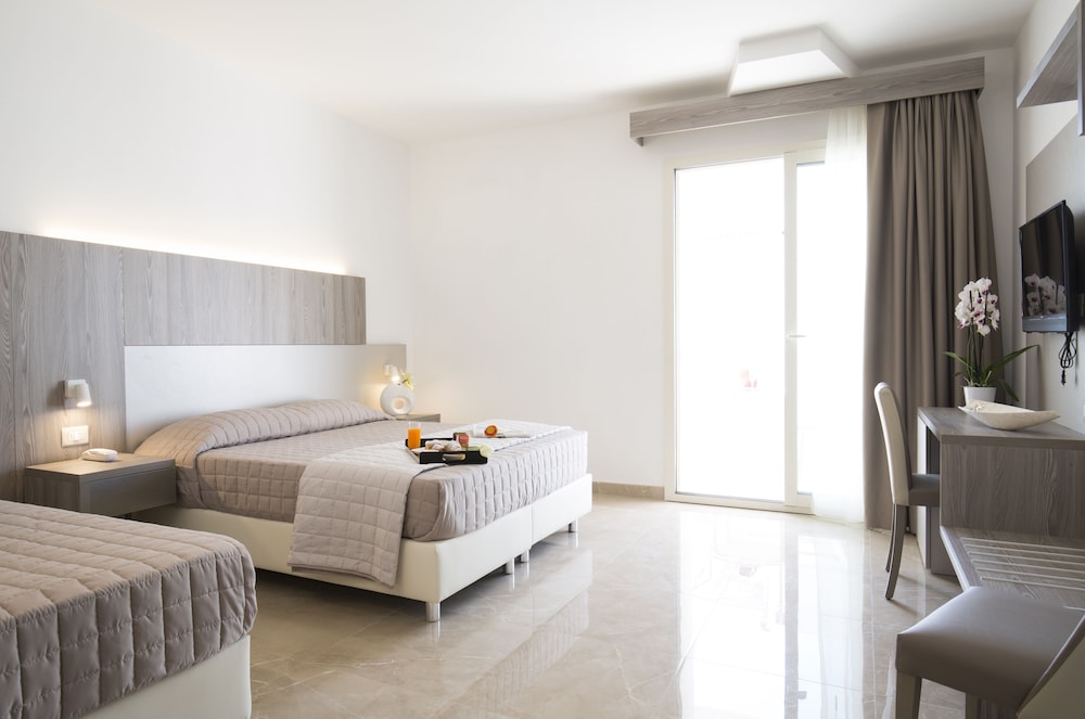 Forte Due Hotel — Vieste — photo 4