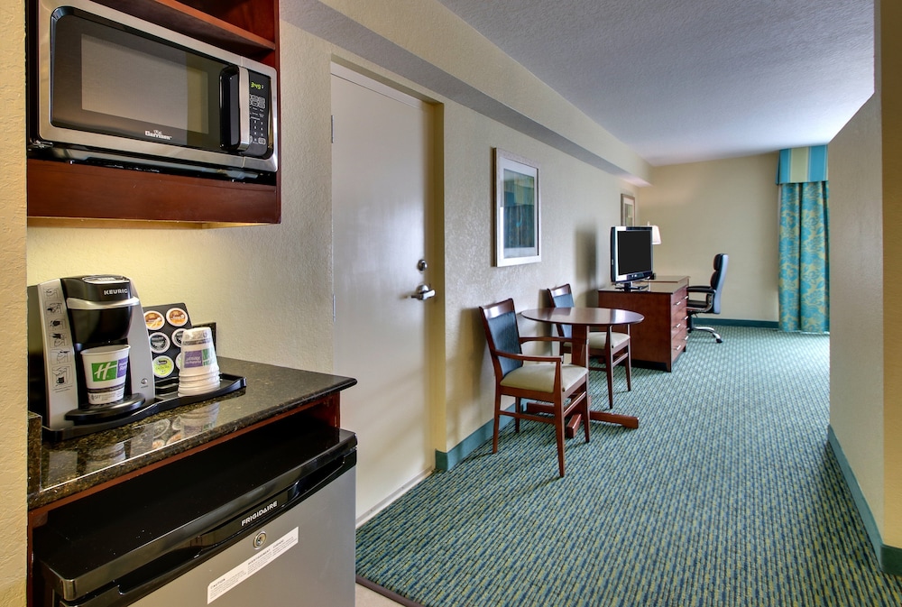 Holiday Inn Resort Orlando Lake Buena Vista by IHG - photo 7