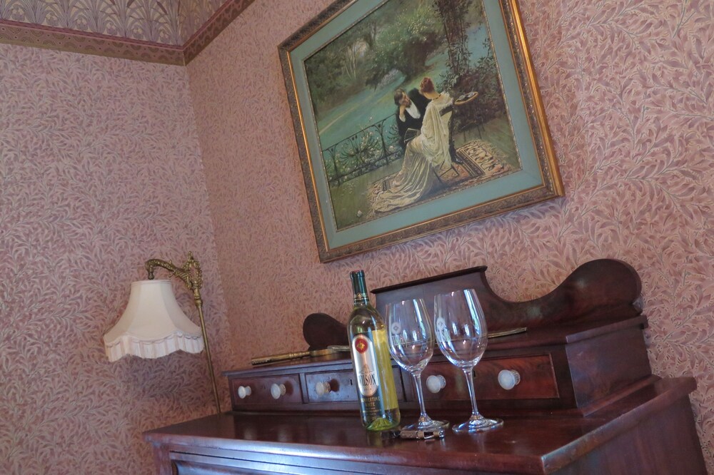 Calderwood Inn - photo 6
