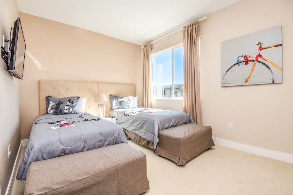 Magic Village Resort 4 Bdrm Townhome - photo 14