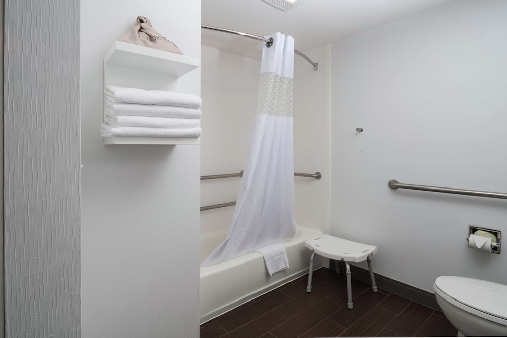 Hampton Inn Tulsa Broken Arrow - photo 23