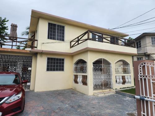 11onEssex1 in the heart of Kingston Ja DN Vacations — 4-Star Luxury Hotel in Kingston, Jamaica