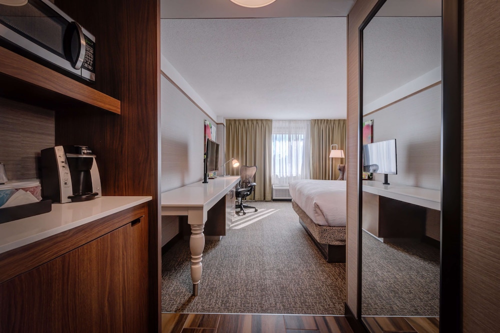 Hilton Garden Inn Detroit Southfield MI - photo 27