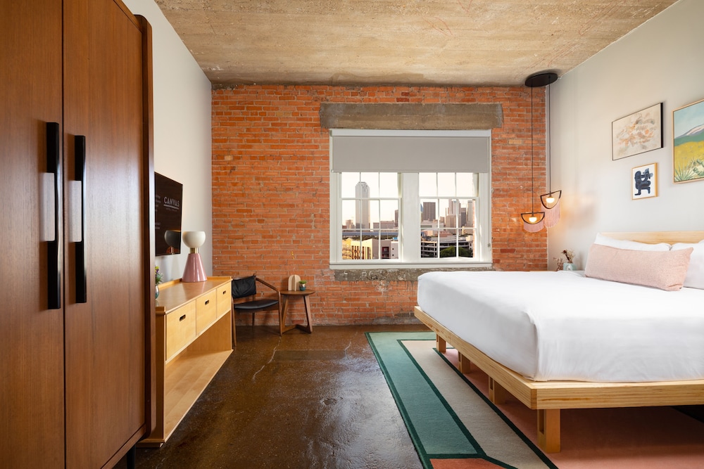 Canvas Hotel Dallas - photo 23