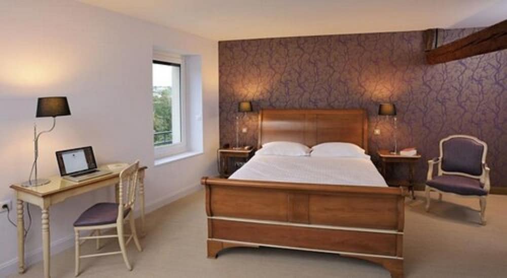 Logis Hostellerie du Forez — Saint-Galmier — photo 4