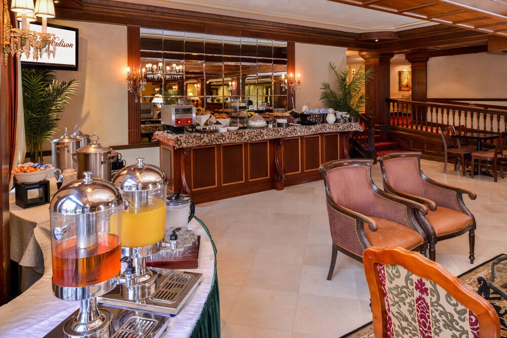 Madison Hotel - photo 31