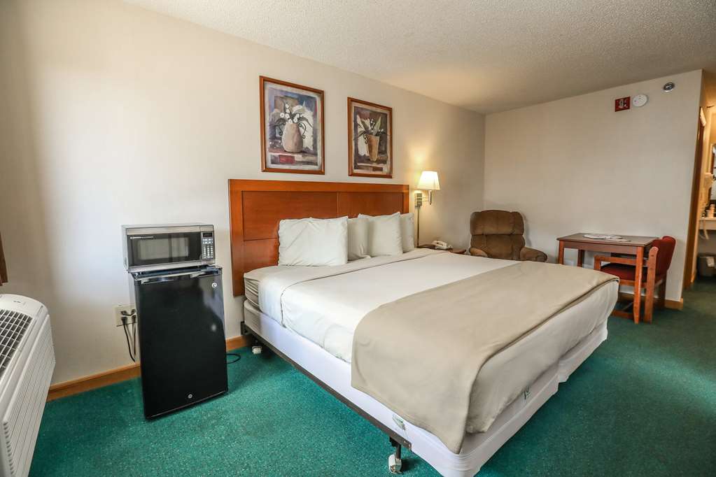 Super 8 by Wyndham Branson Shepherd of the Hills Exwy - photo 9