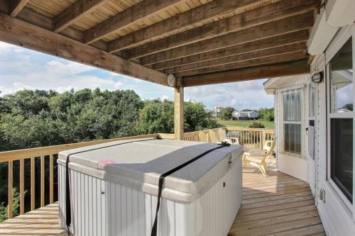 4040 Paws at the Beach in Kitty Hawk, United States