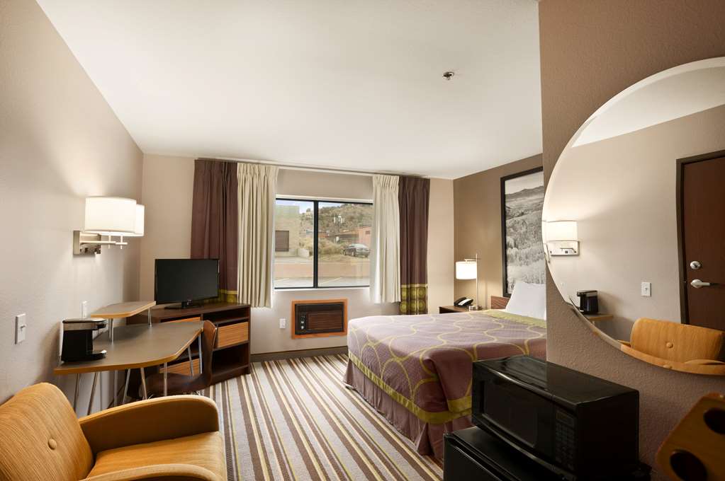 Super 8 by Wyndham Durango - photo 10