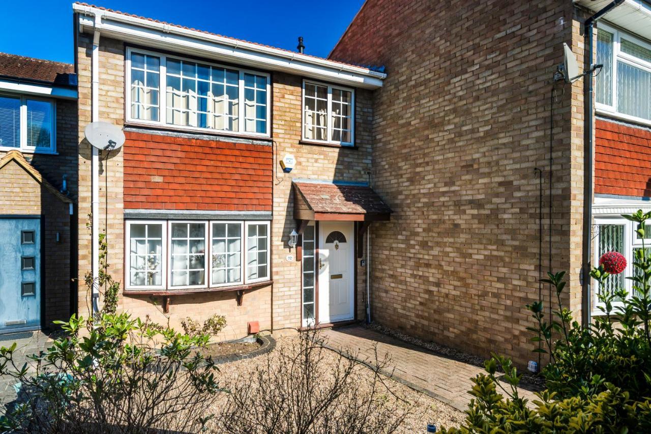 Elstree Luxury Hse Contractors Family Industrial Area Harry Porter — Hemel Hempstead
