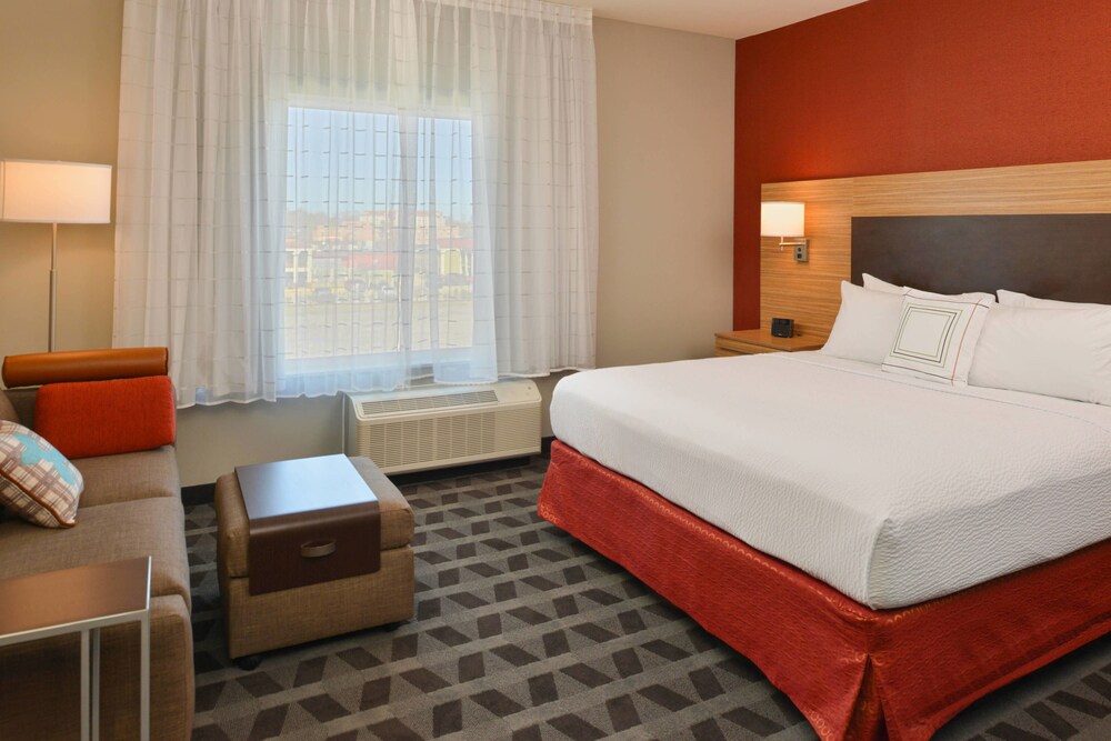 TownePlace Suites by Marriott Laplace - photo 5