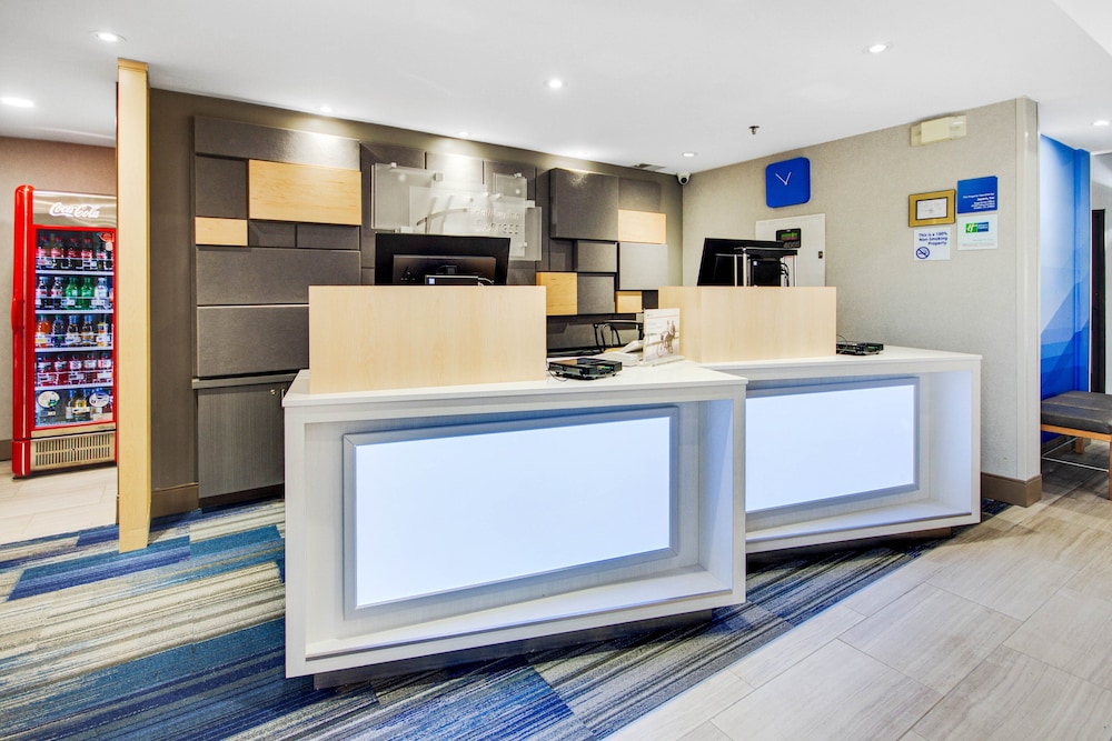 Holiday Inn Express Dublin by IHG - photo 34