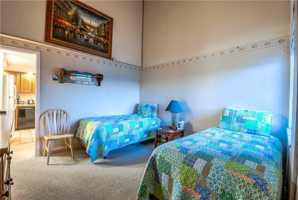 Ridgecrest 304 - photo 8