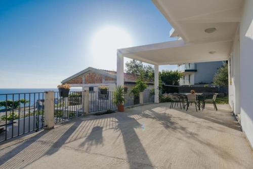 Apartmani Vittoria — 4-Star Luxury Hotel in Bar, Montenegro