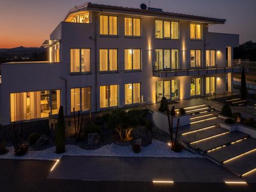 Alba Bra Royal Apartments 2 — 4-Star Luxury Hotel in Bra, Italy