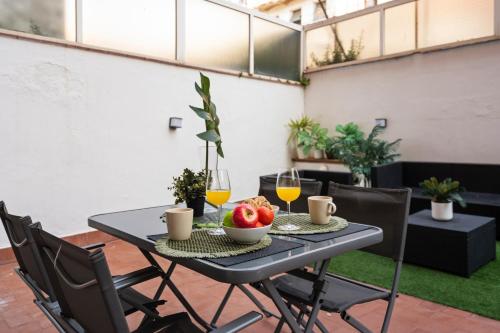 Lodging Apartments Liceu 11 — 4-Star Luxury Hotel in Barcelona, Spain