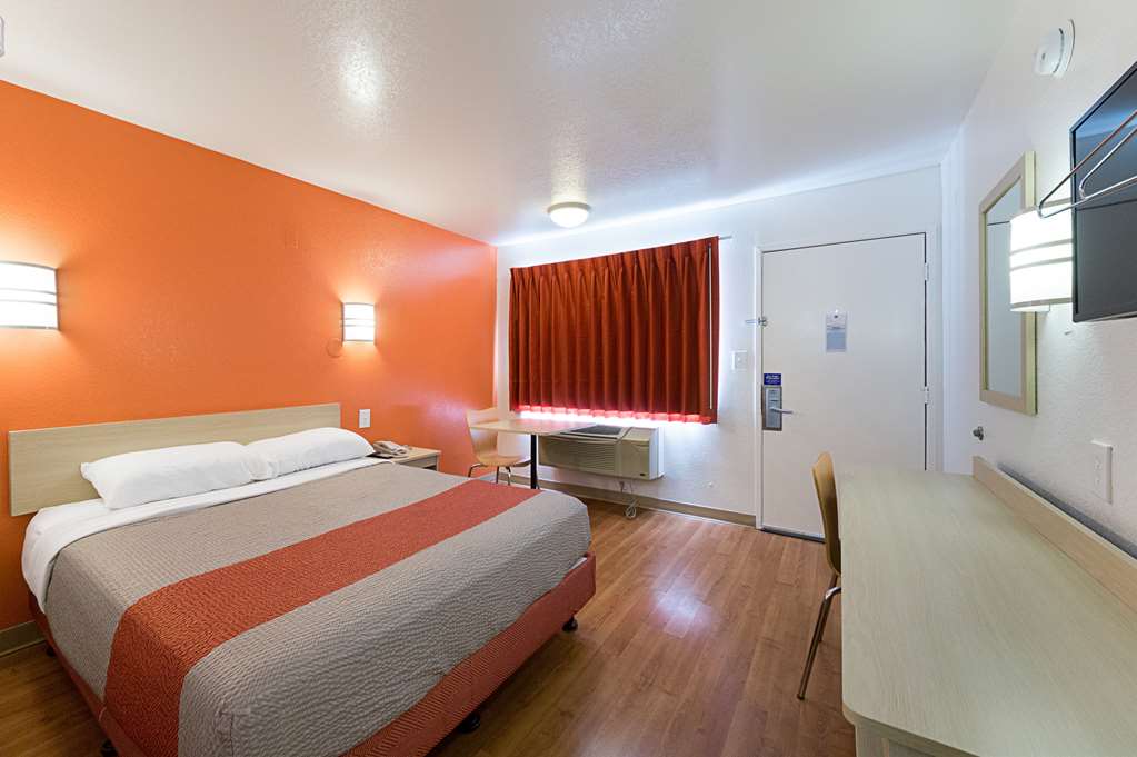 Motel 6 Mcallen TX - photo 10