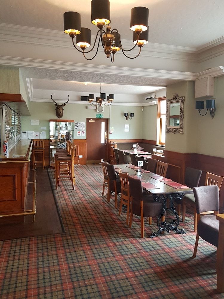 The Station Hotel — hotel in Alness