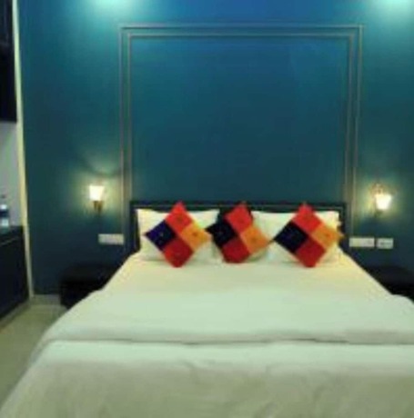 Shiv Kothi Homestay — 5-Star Luxury Hotel in Agra, India