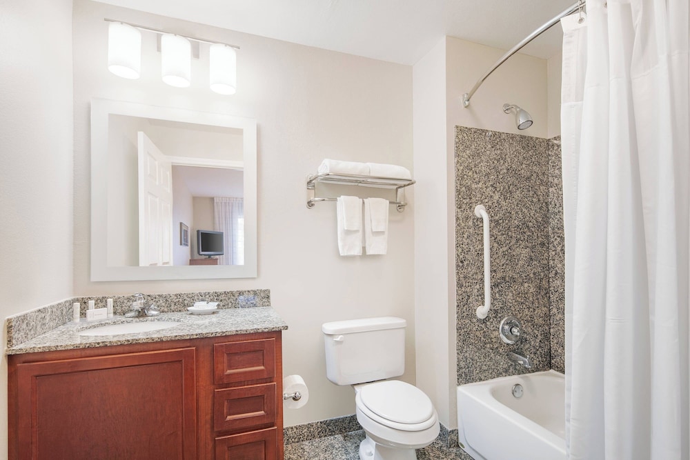 TownePlace Suites by Marriott Bentonville Rogers - photo 16