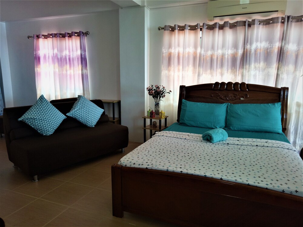 SmallFry's Beach Resort - last minute hotel in Calatrava