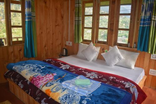 The Midhimalayan Jibhi - last minute hotel in Unknown City