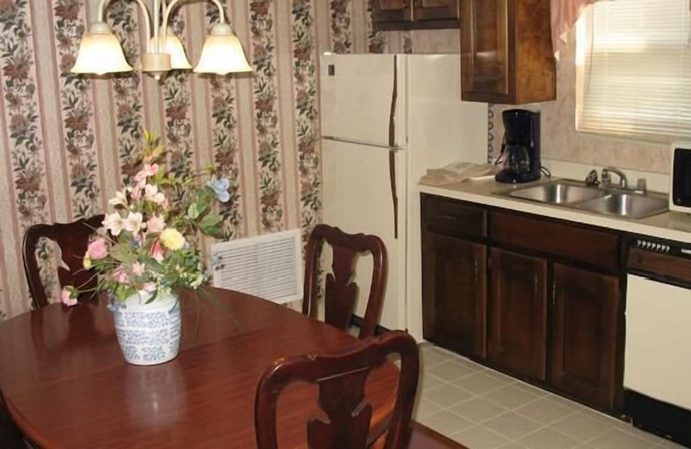 Alamar Resort Inn - photo 14