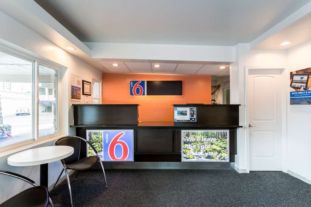 Motel 6 University Missoula - photo 37