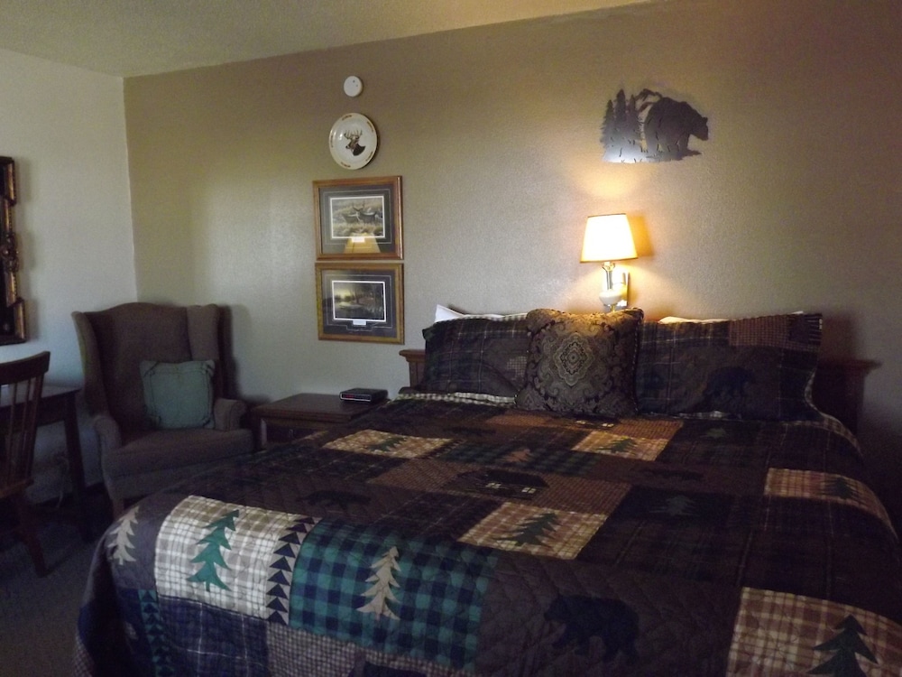 Crest Country Inn - photo 32