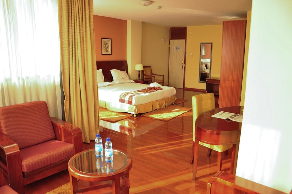 Churchill Hotel — hotel in Addis Ababa