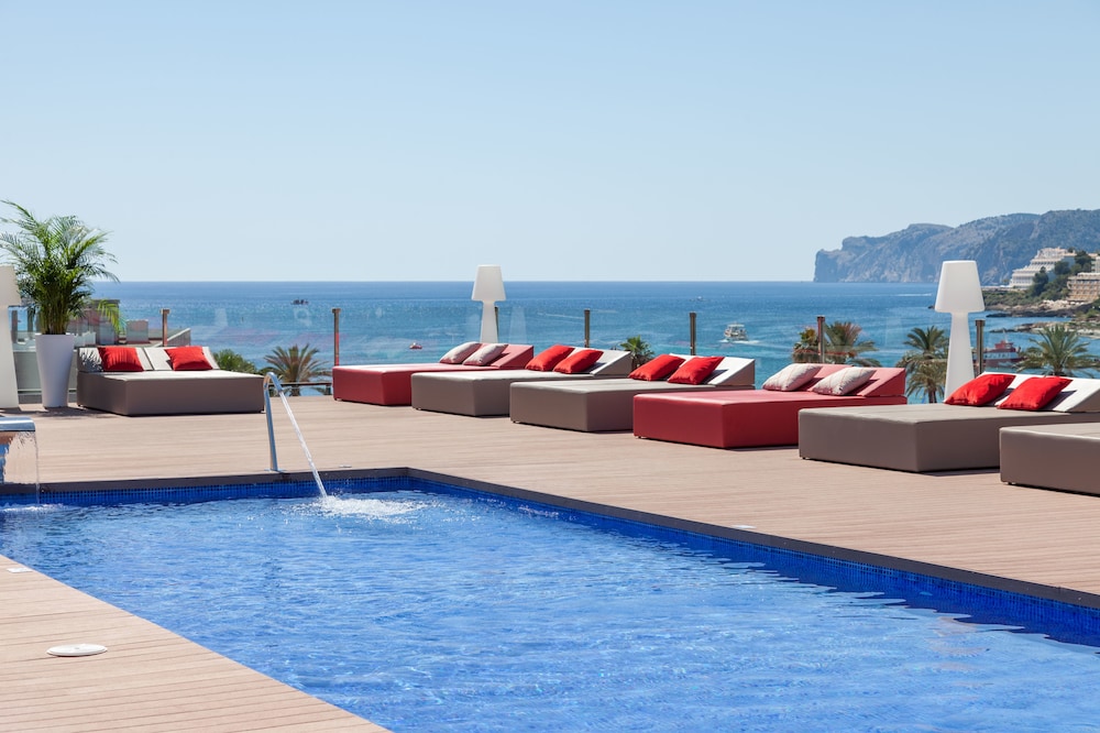 Zafiro Rey Don Jaime - carbon neutral hotel in Santa Ponsa