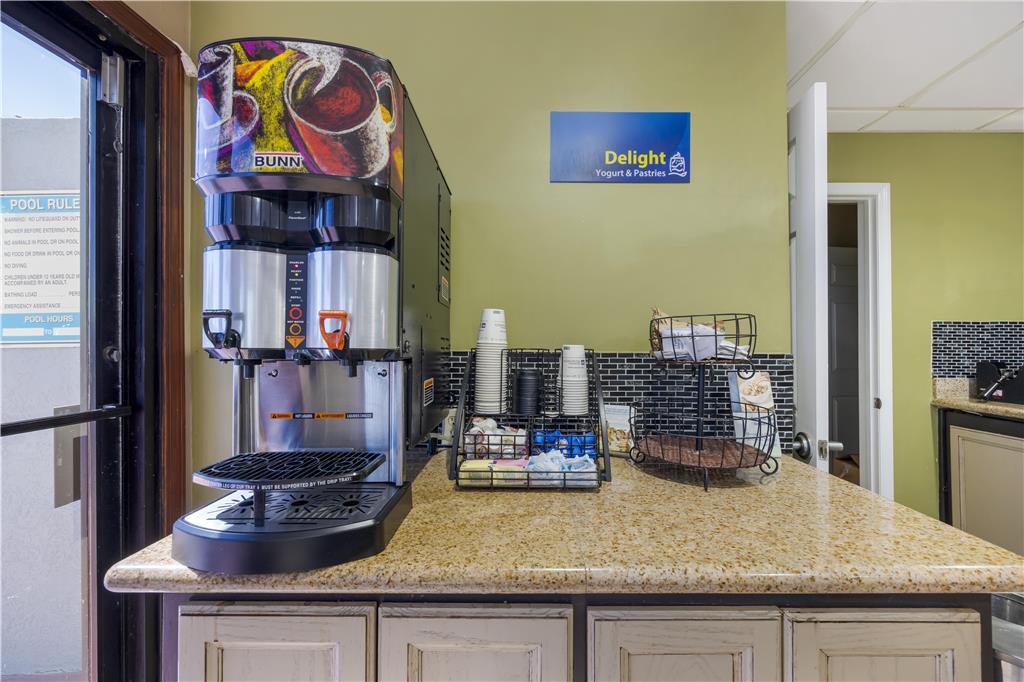 Best Western Fairwinds Inn - photo 29