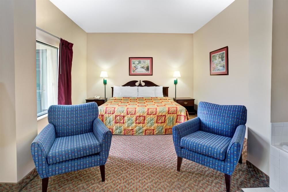 Days Inn Chapel Hill - photo 5