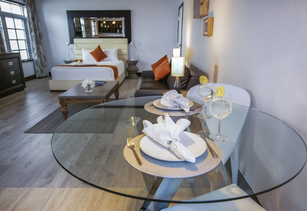 Lincoln Arms Suites - photo 10