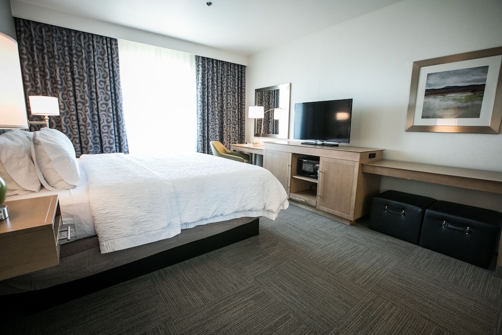 Hampton Inn & Suites Tempe Phoenix Airport AZ - photo 9