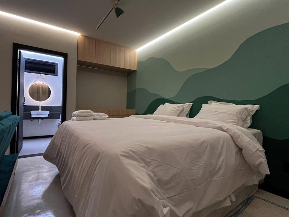 Apart Hotel Theotokos Flats — Piui