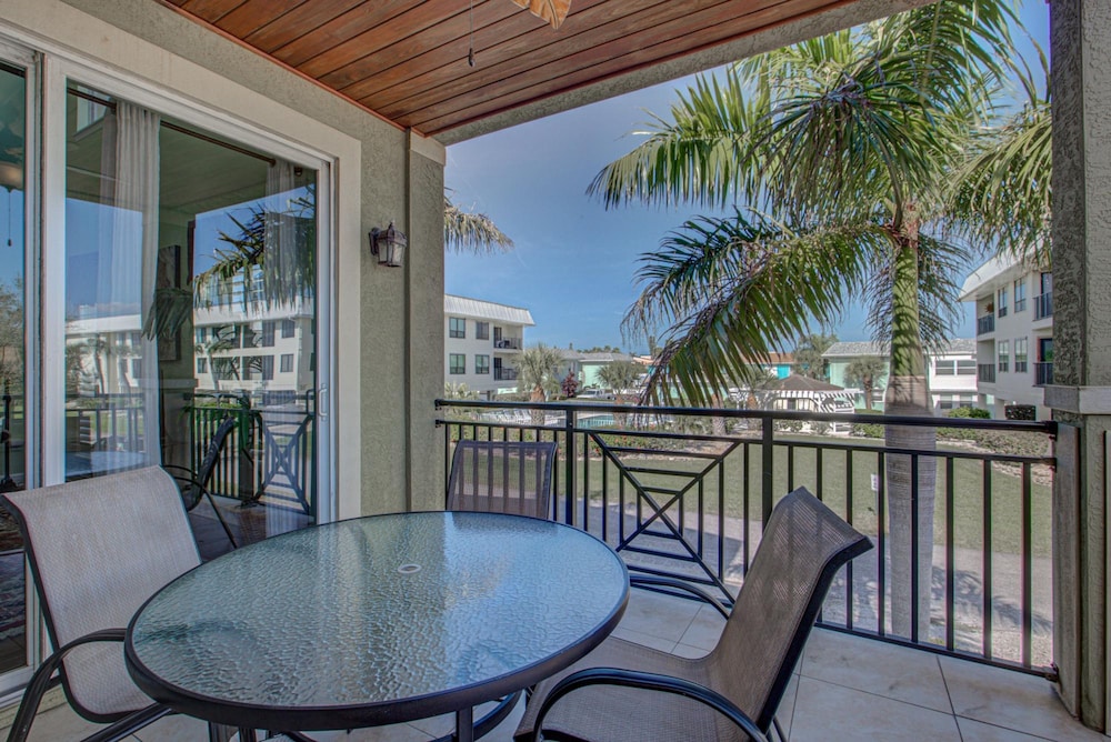 Anna Maria Island Beach Palace - photo 38