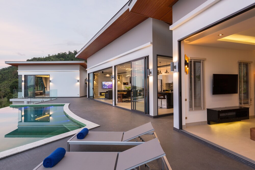 Victoria Chaweng Villa — 4-Star Luxury Hotel in Surat Thani, Thailand