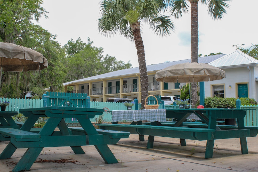 Steinhatchee River Inn - photo 108