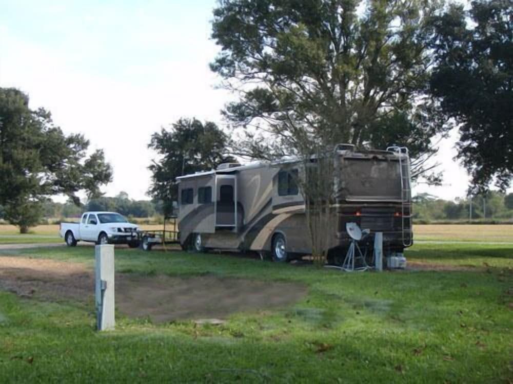 L'acadie Inn & Rv Park - photo 16