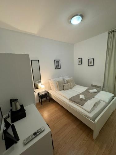 Etoiles De Mantes — hotel in Mantes-La-Jolie