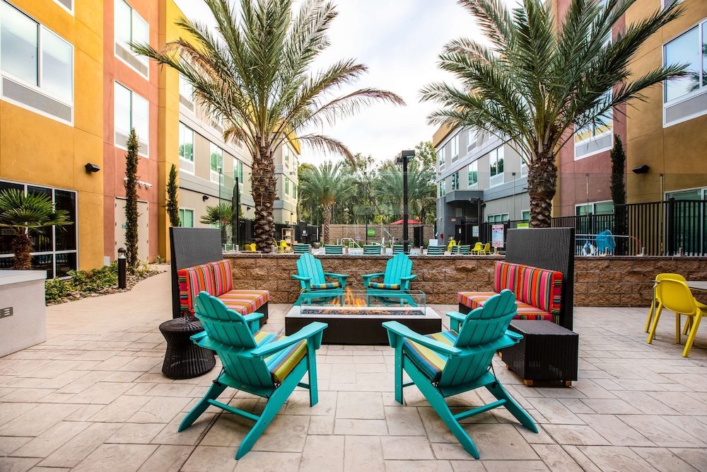 Home2 Suites by Hilton Carlsbad - photo 33