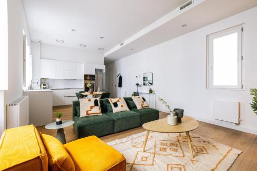 Caterina Leonor — 5-Star Luxury Hotel in Madrid, Spain