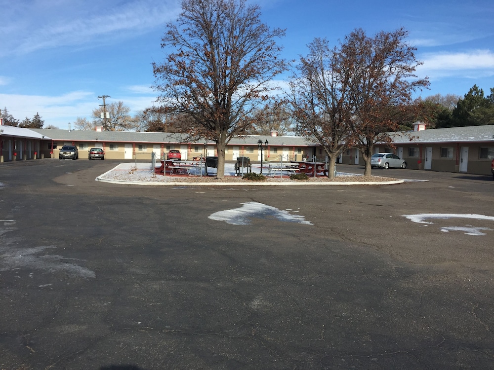 Budget Inn and Suites Colby - photo 50