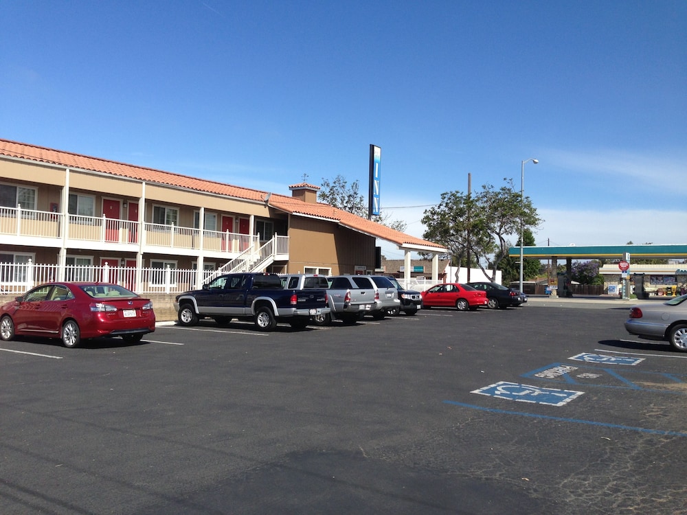 BeachWay Inn - photo 23