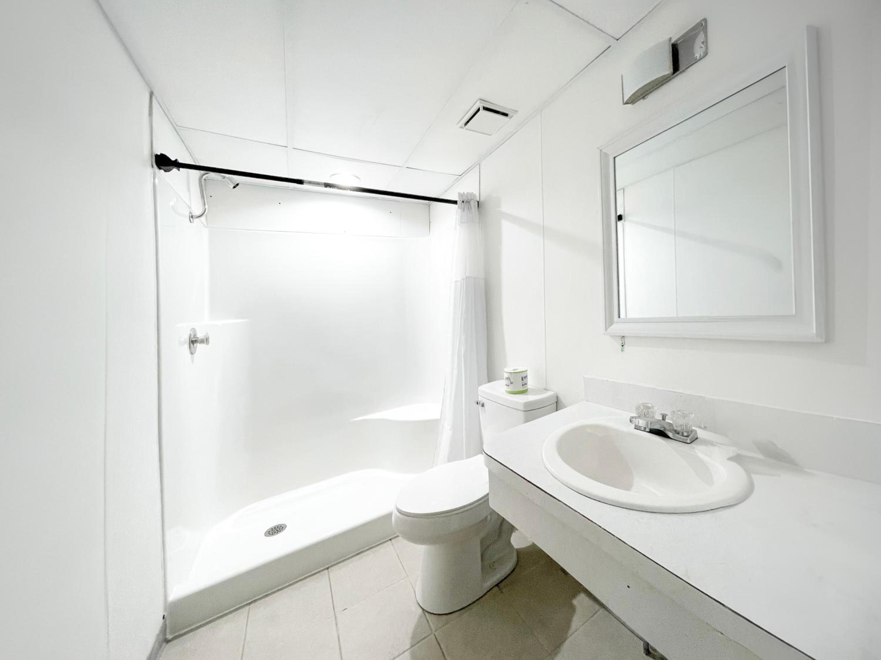 Penn Lodge Hotel & Suites - photo 16