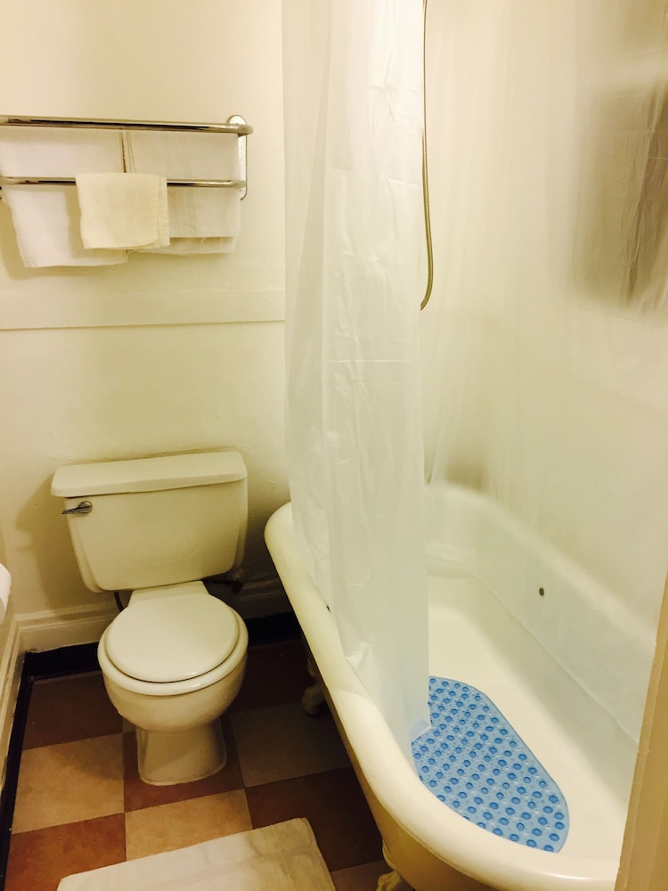Aldrich Hotel - photo 15